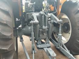 VALTRA - TRATOR A950 - 2021/2021 - Amarela - R$ 198.000,00