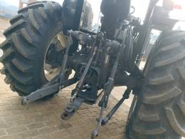 VALTRA - TRATOR A750 - 2011/2011 - Amarela - R$ 165.000,00