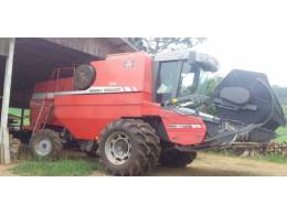 OUTRAS - COLHEDEIRA - 2011/2011 - Vermelha - R$ 350.000,00