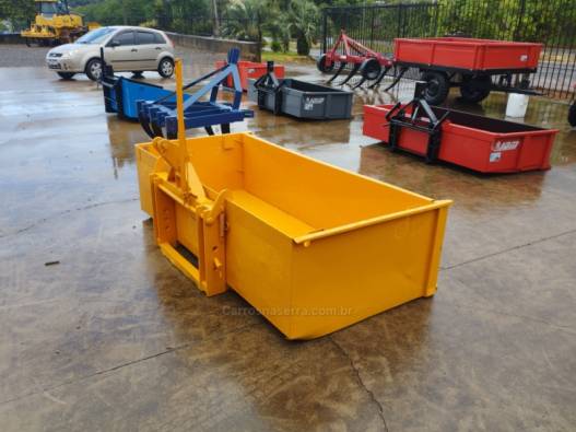 OUTRAS - CAÇAMBA - 2024/2024 - Amarela - R$ 4.800,00