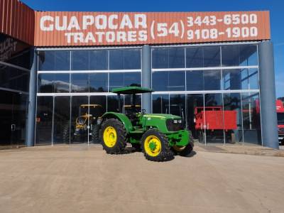 JOHN DEERE - TRATOR 5065 - 2013/2013 - Verde - R$ 135.000,00