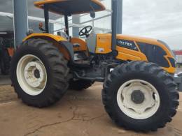 VALTRA - TRATOR A950 - 2021/2021 - Amarela - R$ 198.000,00
