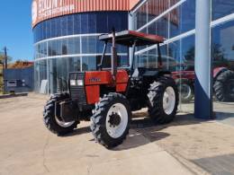VALTRA - TRATOR 685 - 2004/2004 - Vermelha - R$ 123.000,00
