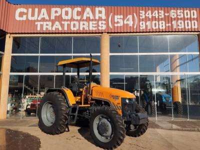BUDNY - TRATOR BDY 10540 - 2015/2015 - Laranja - R$ 118.000,00