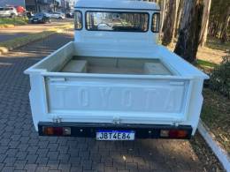 TOYOTA - BANDEIRANTE - 1995/1995 - Branca - R$ 140.000,00