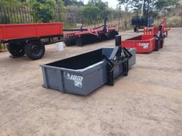 OUTRAS - CAÇAMBA - 2024/2024 - Prata - R$ 5.200,00