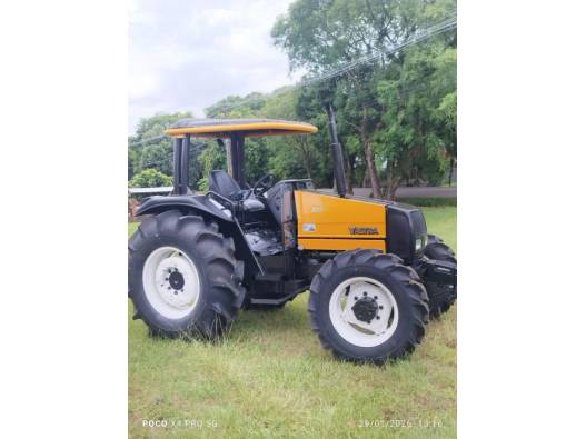 VALTRA - TRATOR 700 - 2008/2008 - Amarela - R$ 132.000,00