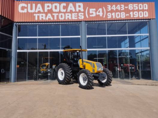 VALTRA - TRATOR A750 - 2010/2010 - Amarela - R$ 138.000,00